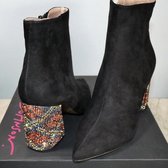 NiB SPARKLING Heels! Fun! Fabulous! Betsey Johnson Kassie Fashion Boot 8 Black - Picture 2 of 11